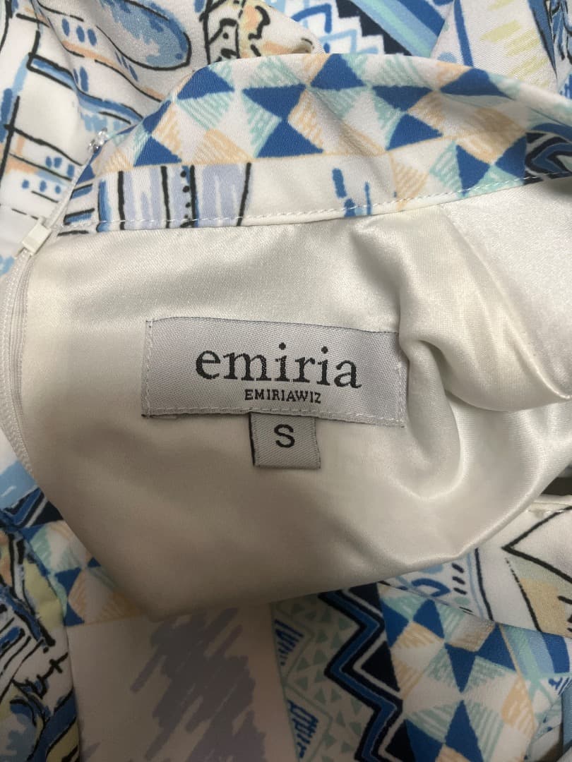 EmiriaWiz　エミリアウィズ　パリ柄ロングワンピース