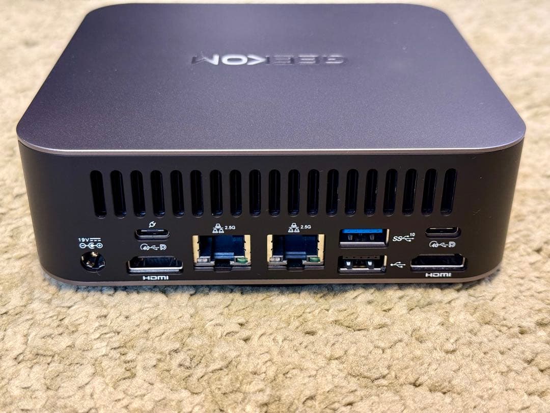 GEEKOM ミニPC GT1 MEGA 新古品 美品