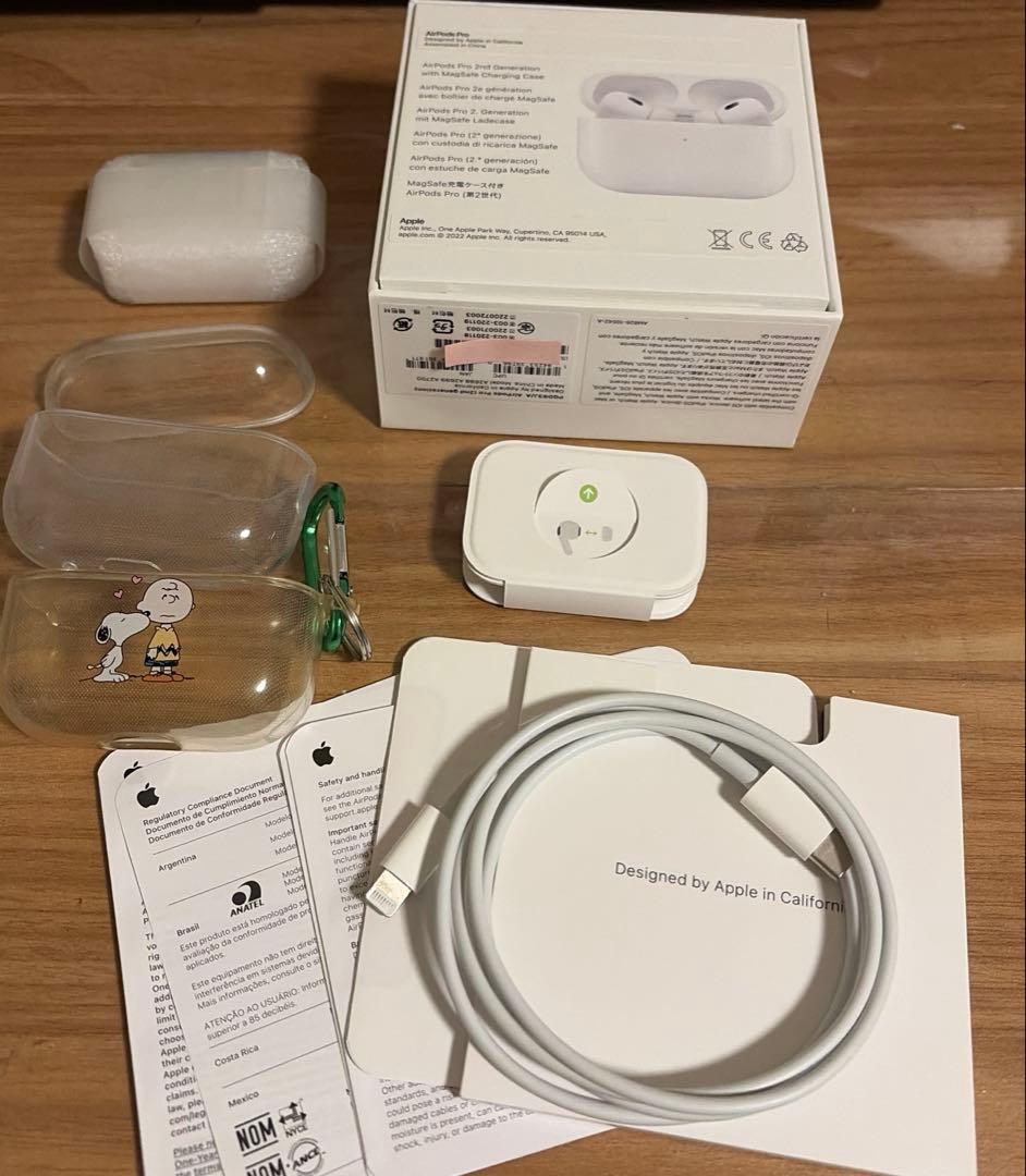 美品AirPods Pro2 (2nd generation)第2世代オマケ付き