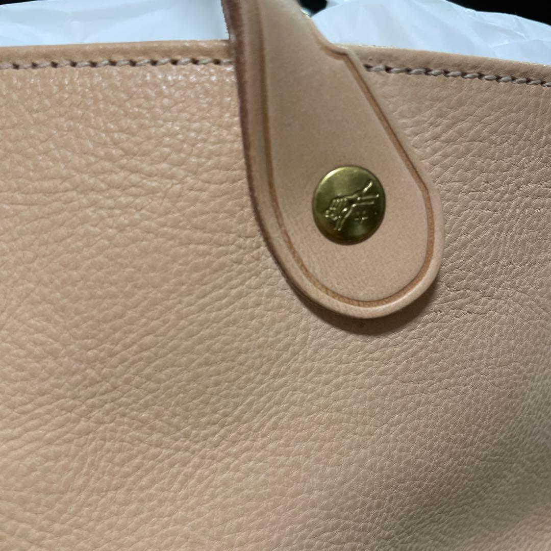IL BISONTE ベージュ レザー トートバッグ
