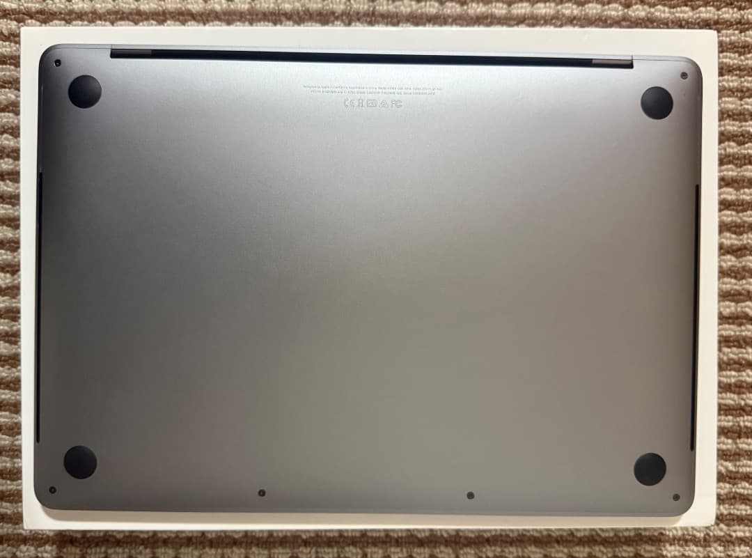 美品-Macbook Pro I5-8-256 - Office 付き