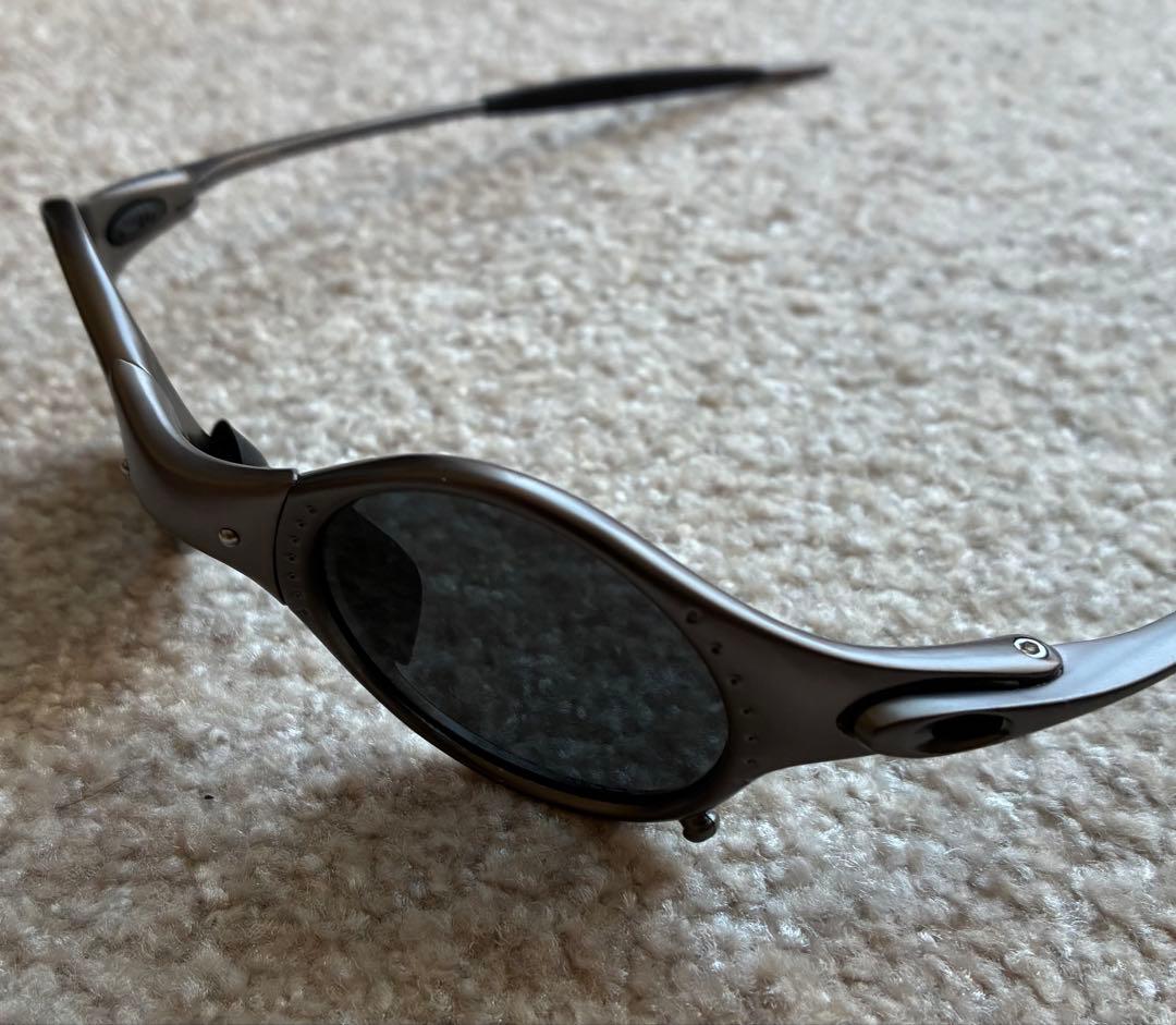 美品 サングラス メタルフレーム