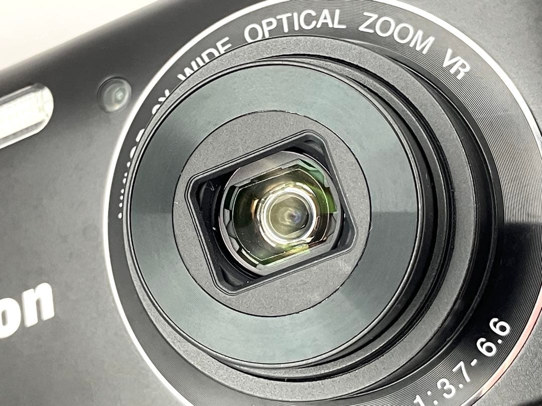 Nikon COOLPIX S3700 コンパクトデジタルカメラ