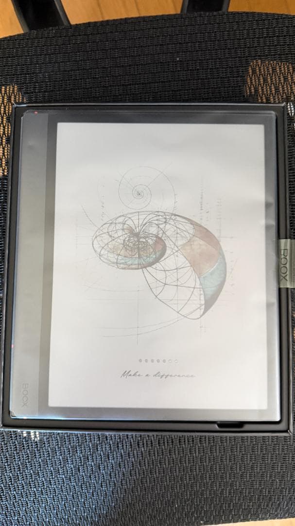 【おまけ付】BOOX NoteAir4C 10.3インチ　箱、付属品全部あります