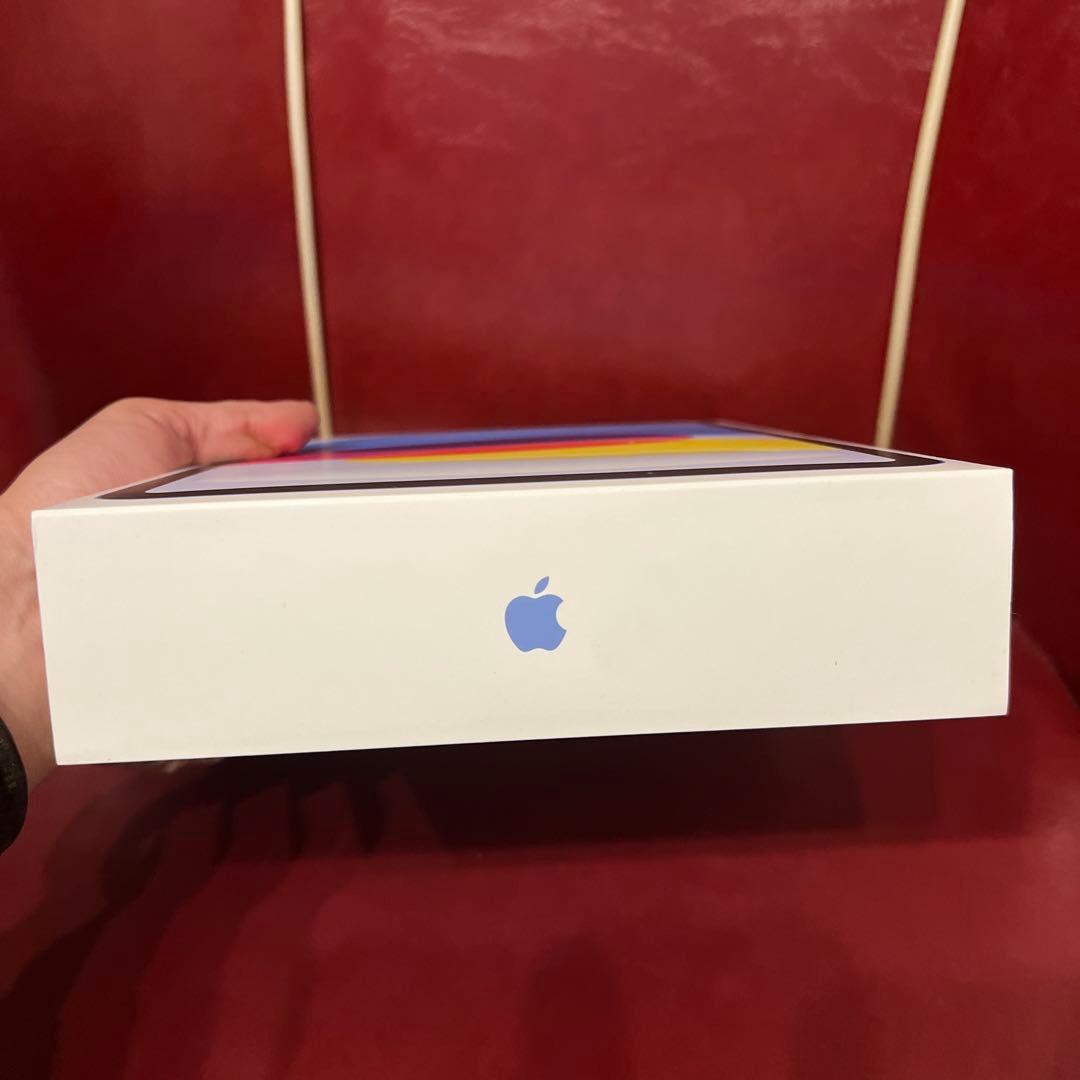 iPad A16 Wi-Fiモデル　128GB ブルー　第11世代　新品未開封