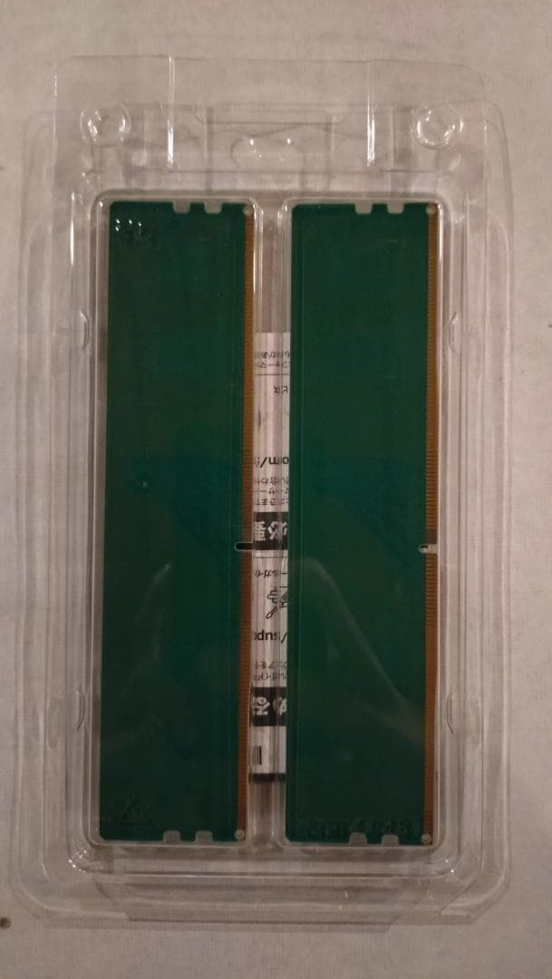 crucial 16GB DDR4-3200 UDIMM メモリ