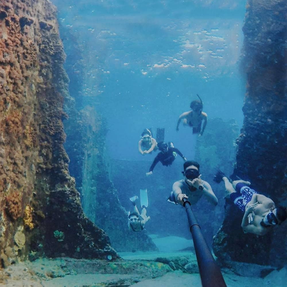 2.7mの長さで軽量な炭素繊維製の自撮り棒 - 180度回転・7段伸縮