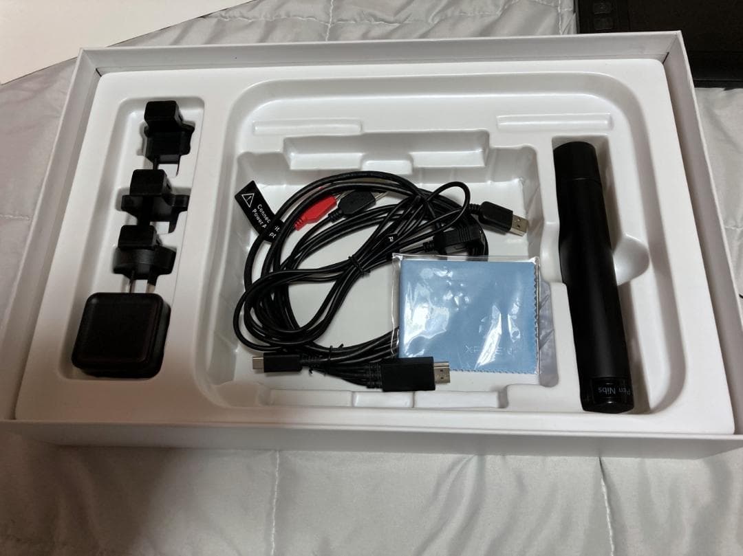 R*s様 XP-PEN Artist 13.3 Pro 液晶ペンタブレット 液タ