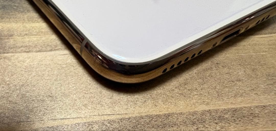 マサApple iPhone XS ゴールド 256GB simフリー