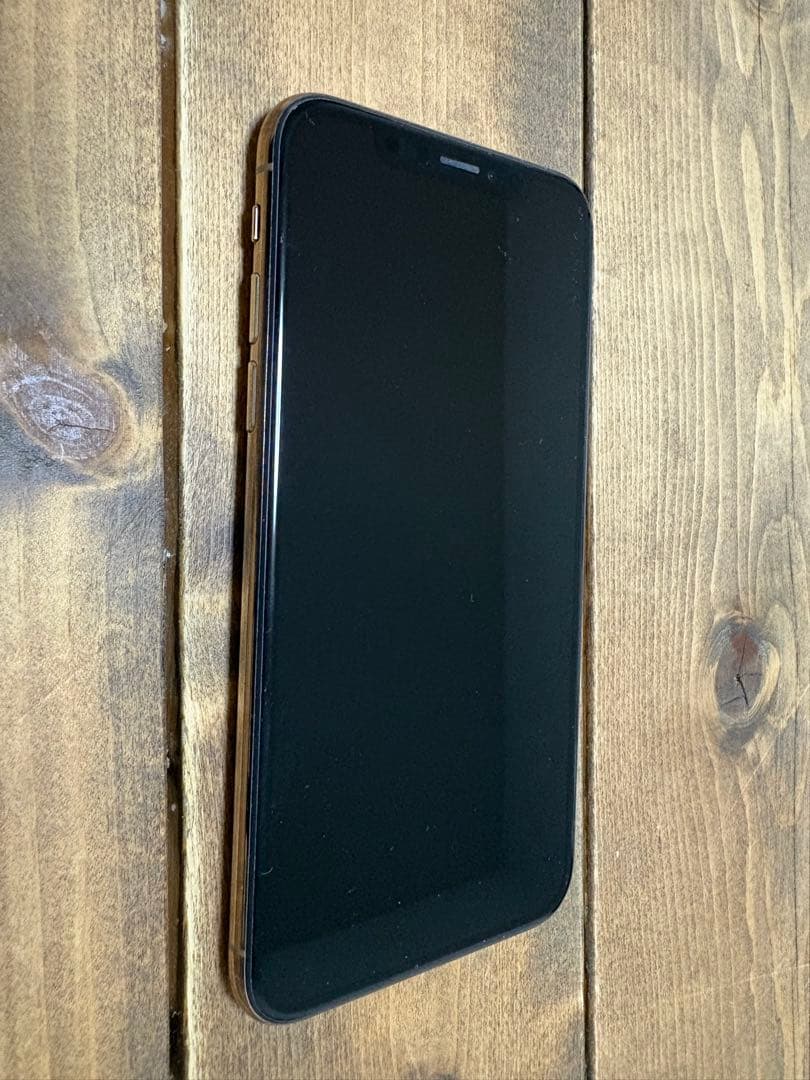 マサApple iPhone XS ゴールド 256GB simフリー