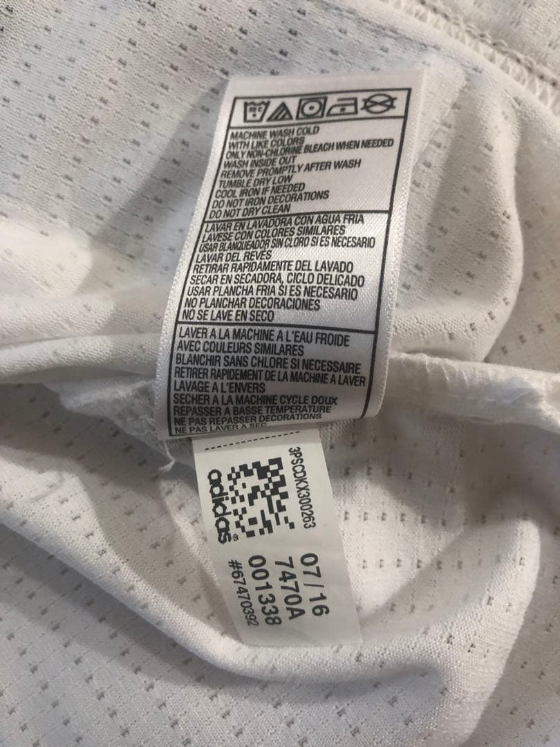 【未使用美品】アービング CAVS ユニフォーム　白