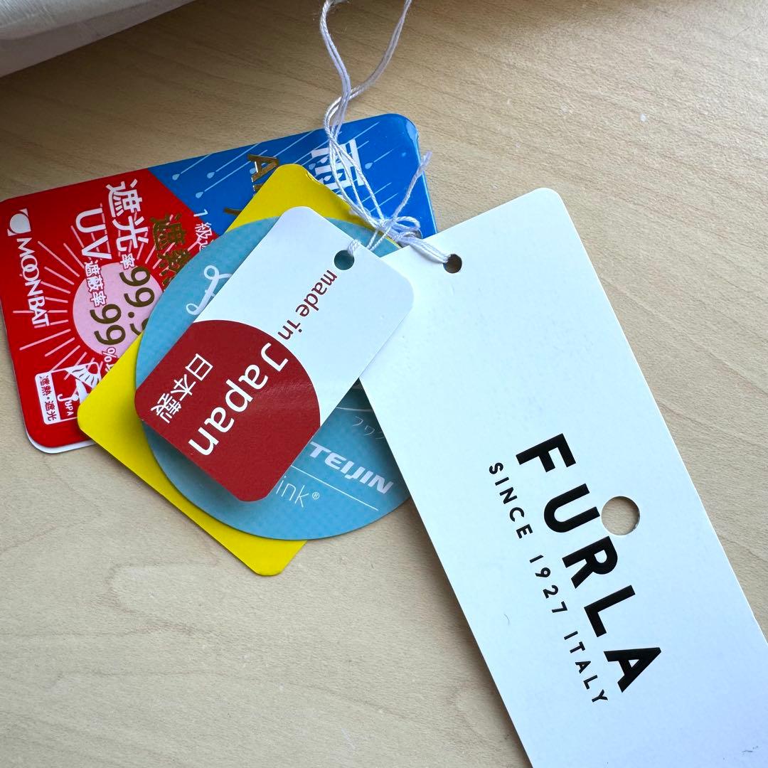 ★新品★フルラ　晴雨兼用日傘　楽折　１級遮光　軽量　アーチロゴ　ベージュ　日本製