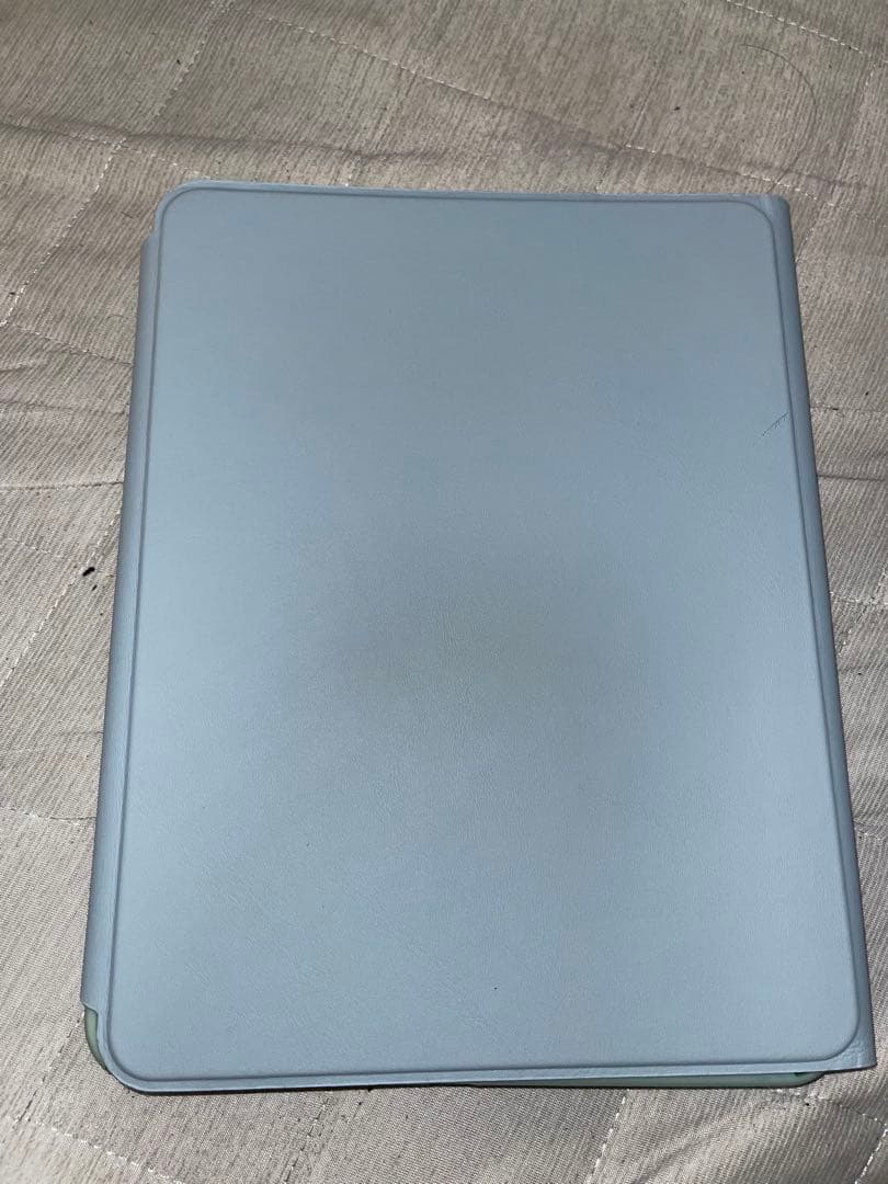 iPad Air第4世代　Wi-Fiモデル　256GB スカイブルー　カバー付き