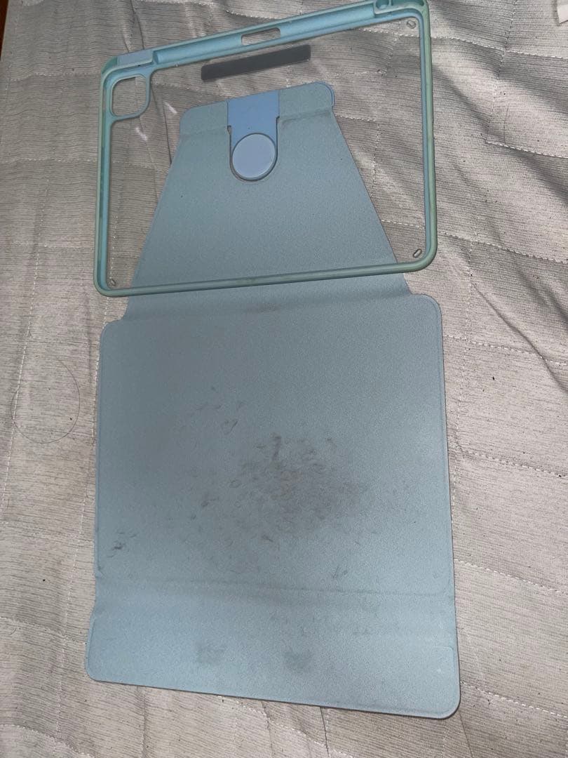 iPad Air第4世代　Wi-Fiモデル　256GB スカイブルー　カバー付き