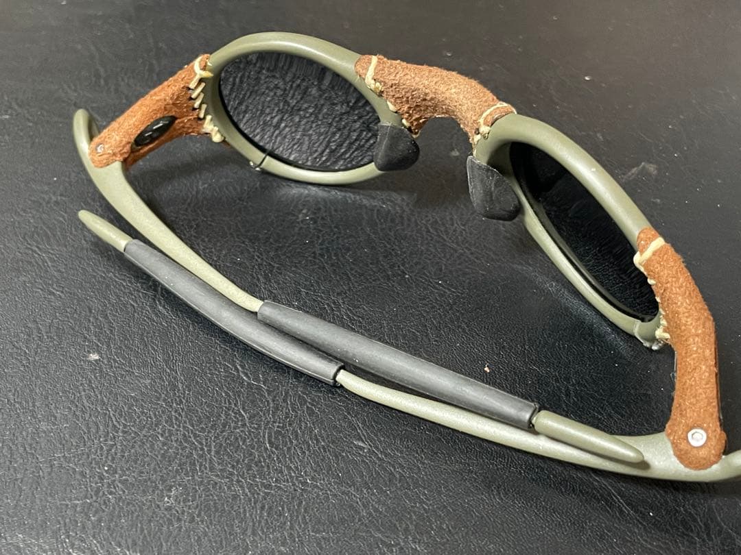 Oakley mars 風 サングラス メタル製 MADE IN USA