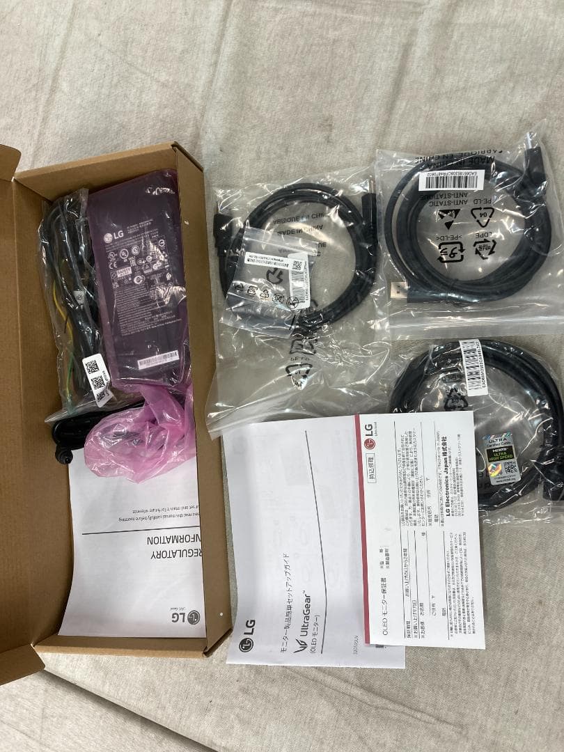 ま*ん様 LG ゲーミングモニター UltraGear OLED 32GS95U