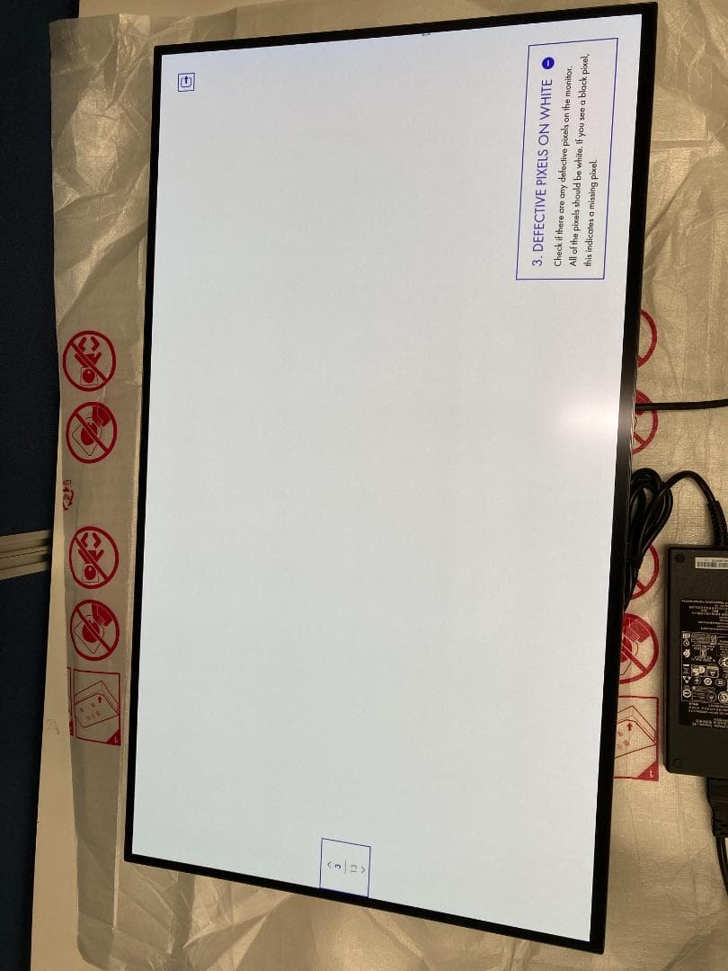 ま*ん様 LG ゲーミングモニター UltraGear OLED 32GS95U