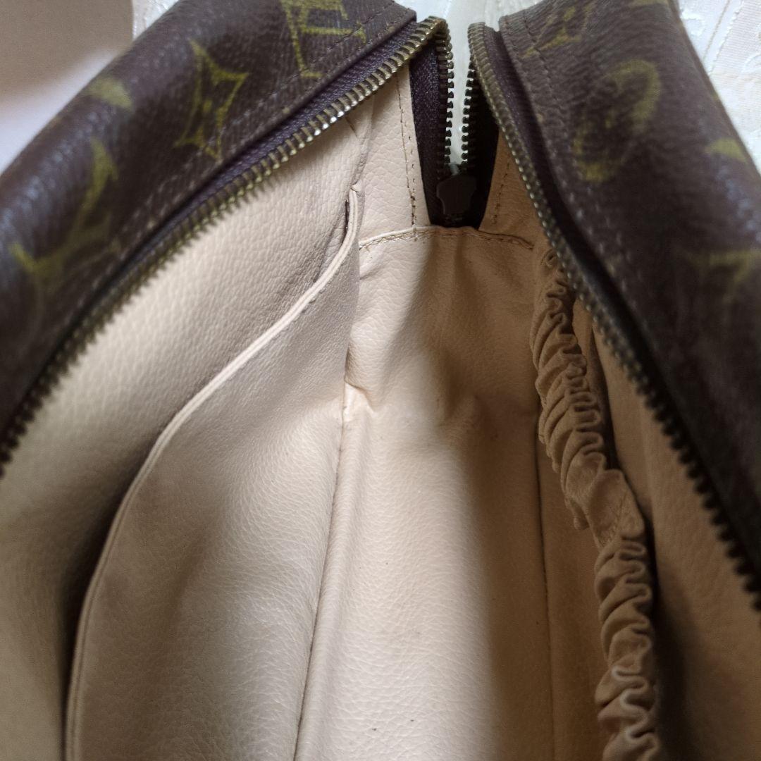 ルイ　ヴィトン　セカンドバッグ