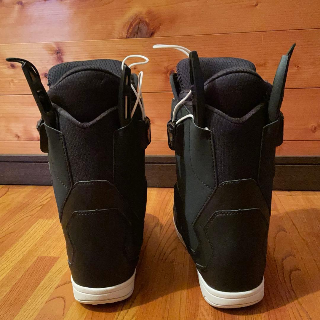 美品　DEELUXE ディーラックスTEAM ID LARA 22.5cm