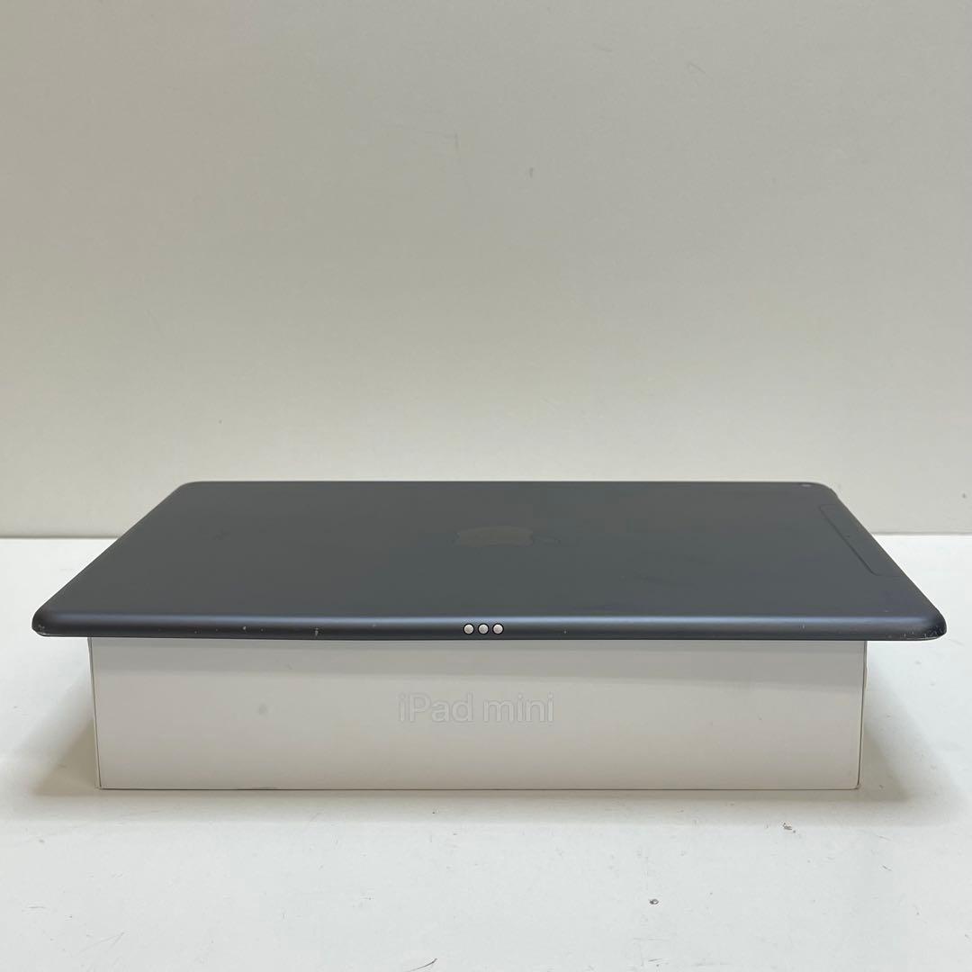 iPad Air 第3世代 64GB Wi-fi + Cellular 93%