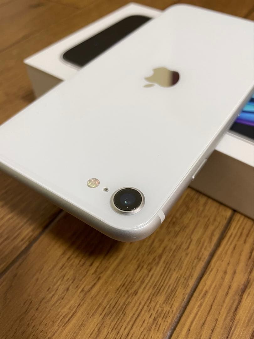 iPhone SE2 SIMフリー