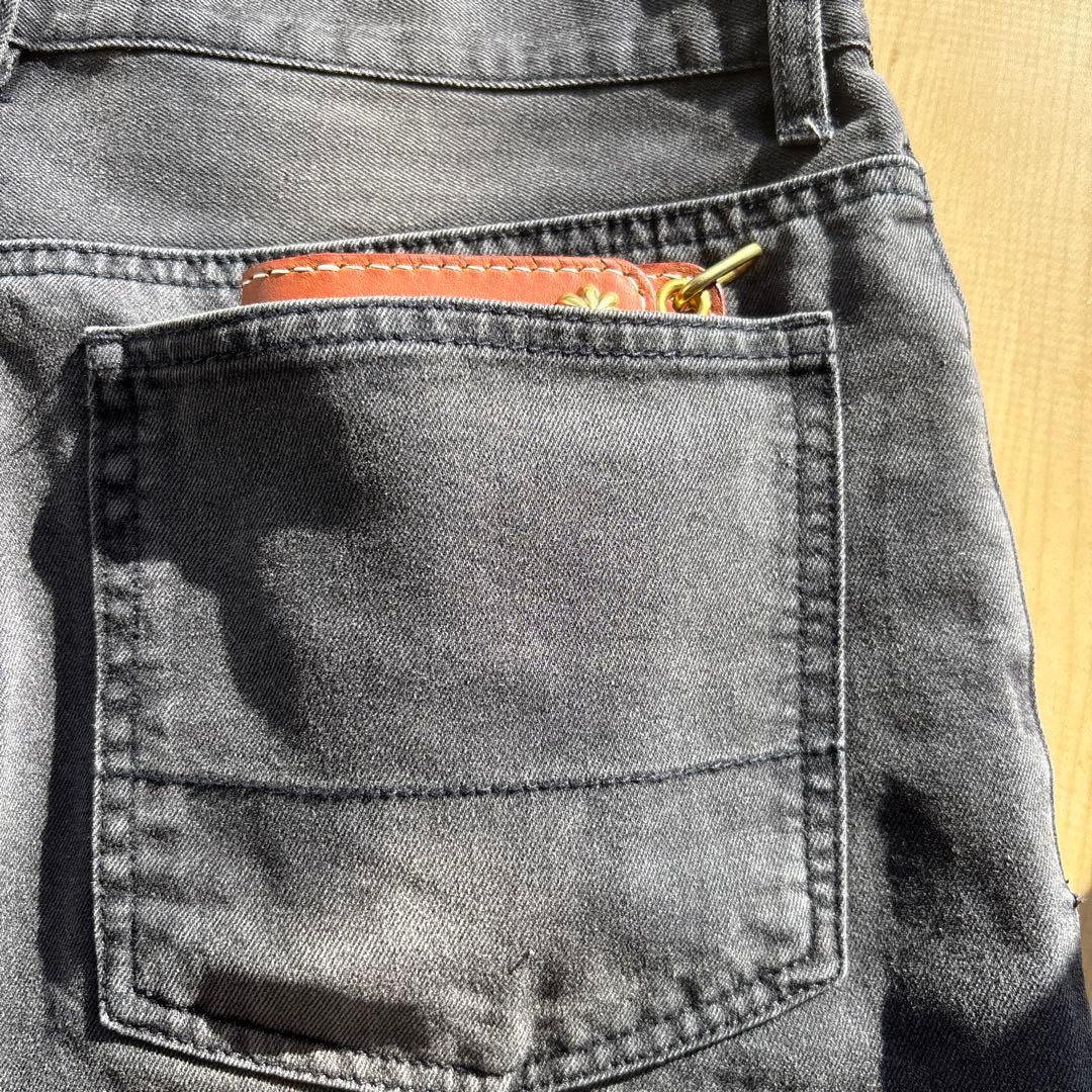 トラッカーウォレット　ショート　コンチョ