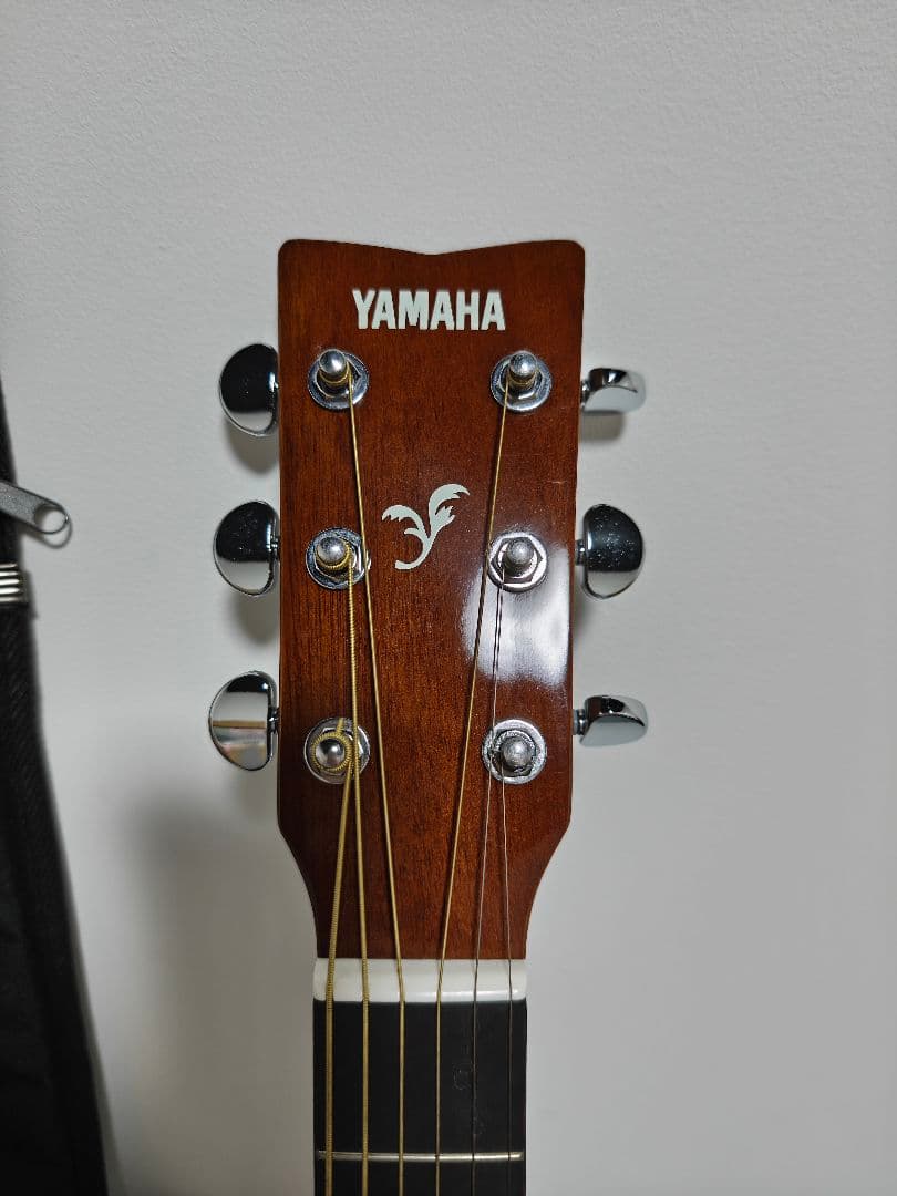 Yamaha F600 アコースティックギター