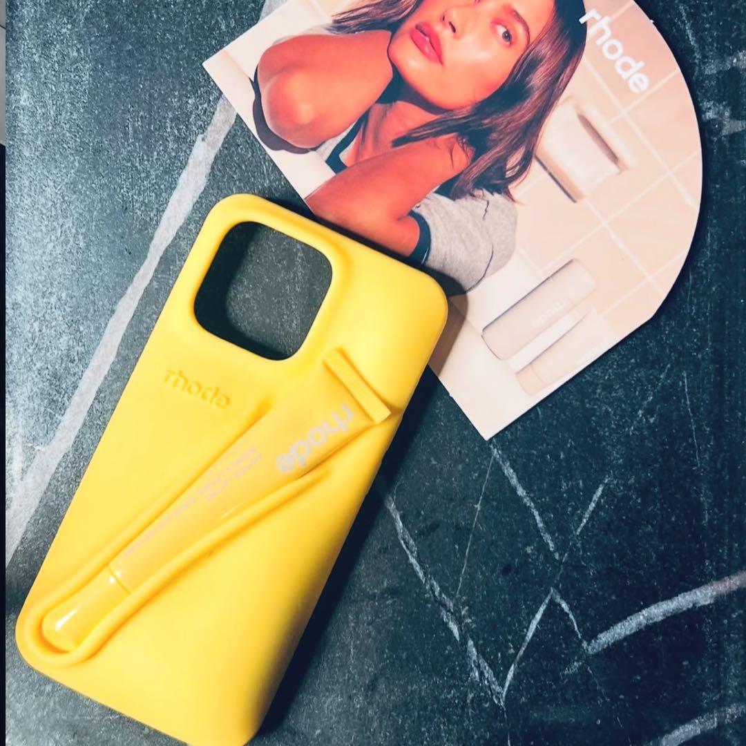 【yuka】rhode skin iPhoneケース 新品 リップ付き