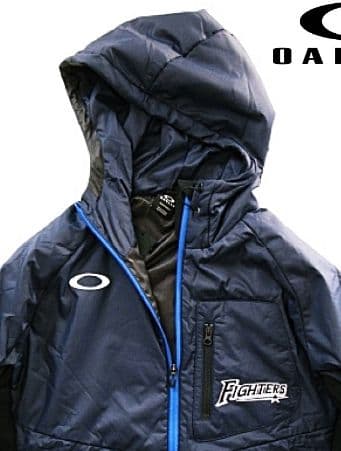 ☆ XXLサイズ◆未使用☆タグ付き☆オークリー×ファイターズ☆中綿ジャケット☆