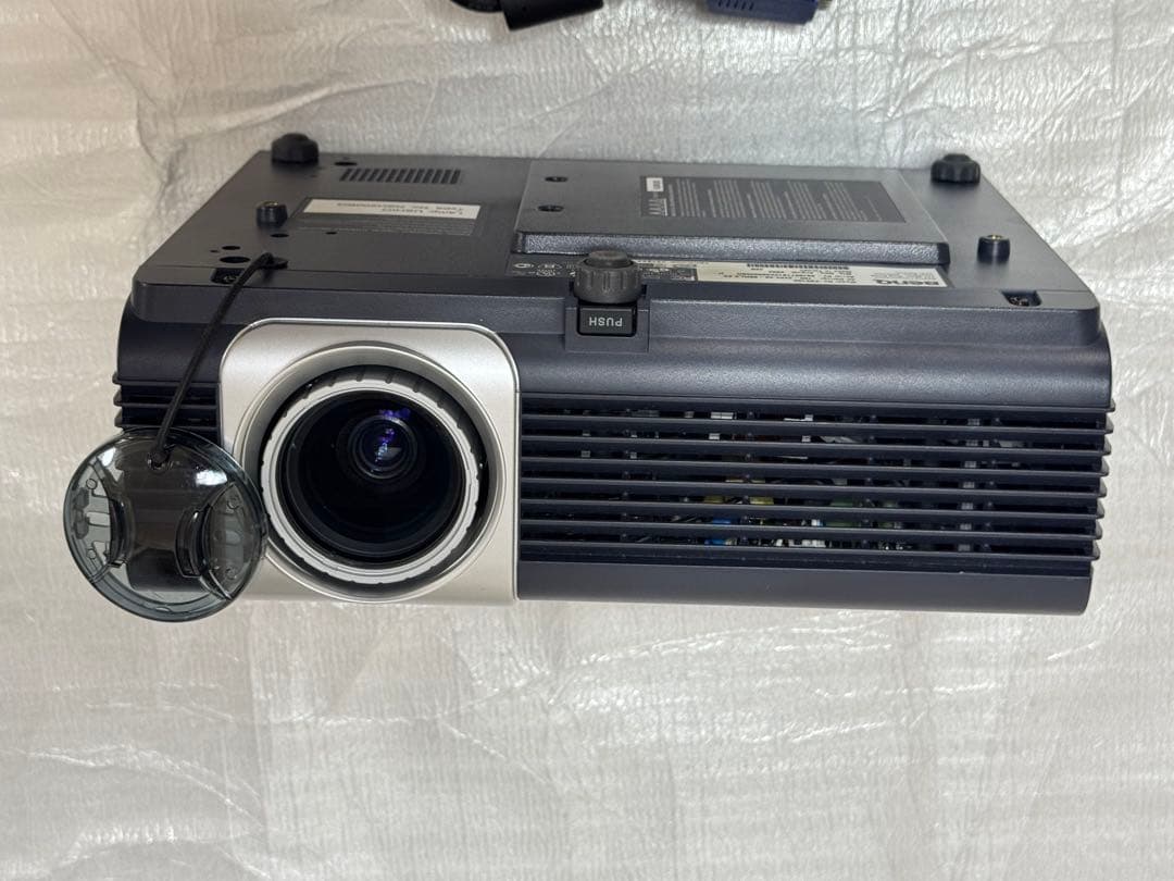 BenQ PB6100 デジタルプロジェクター キャリングバッグ付き