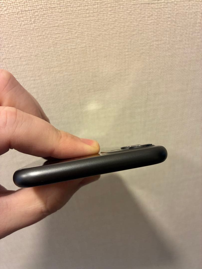 Apple iPhone 11 128GB ブラック 本体