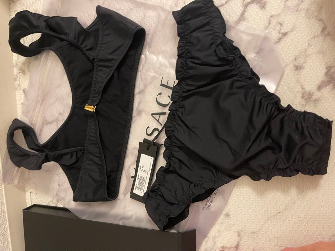 VERSACE ビキニ　新品未使用タグ付き正規品