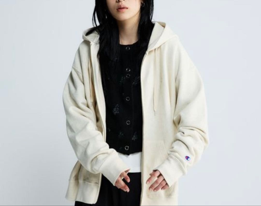 【Champion別注】リバースウィーブZIPパーカー　ジーナシス　新品未使用