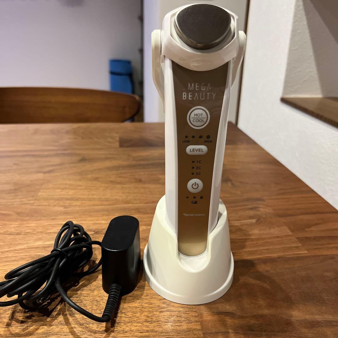 MEGA BEAUTY 美顔器 充電器付き