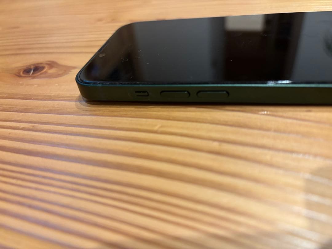 やまやま 【美品】Apple iPhone 13グリーン 本体 256G