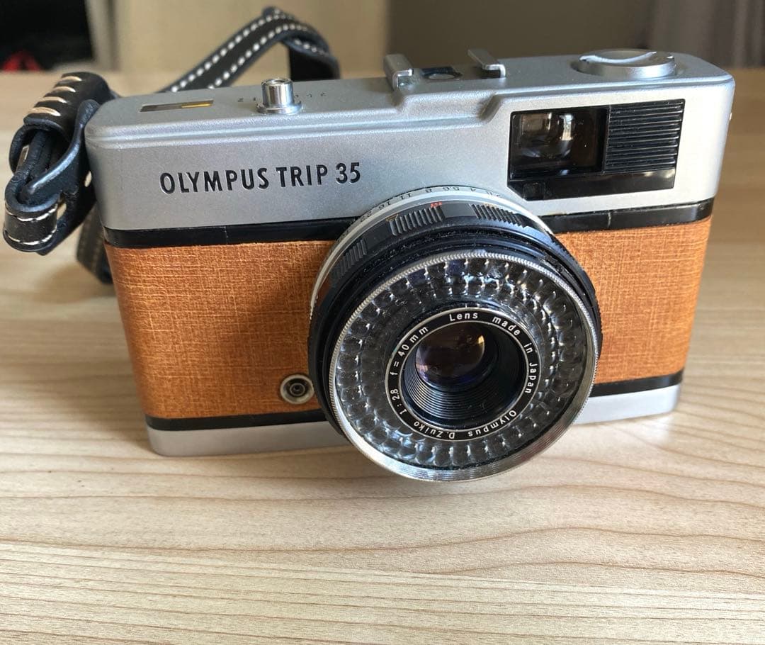 フィルムカメラ　OLYMPUS TRIP 35