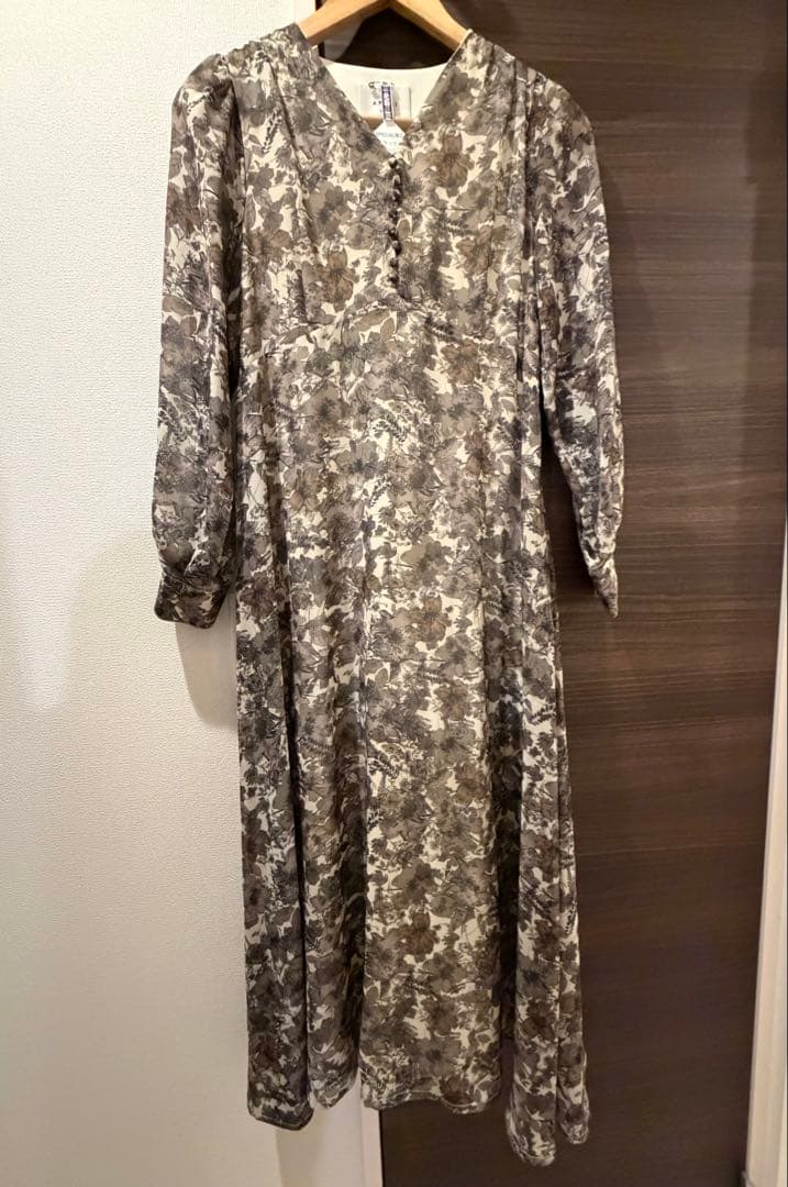 AMERI VINTAGE 紐べルト付 花柄ワンピース オケージョンドレス