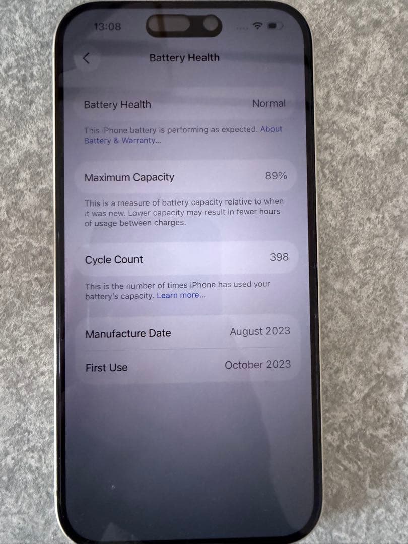 Apple iPhone 15 イエロー　本体　SIMフリー