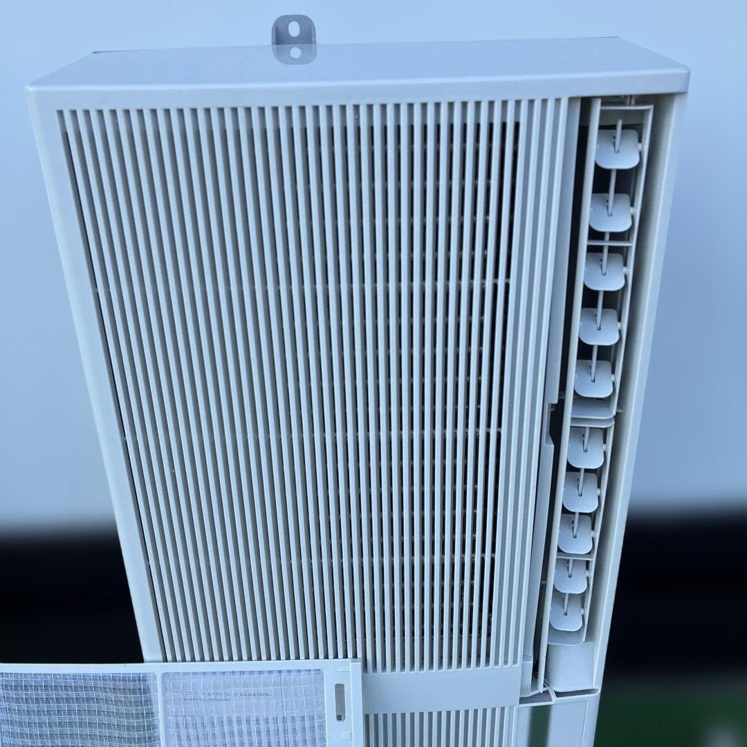 コロナ冷暖房窓用エアコン CWH-A1822 2022年製ベランダ窓用延長枠付き