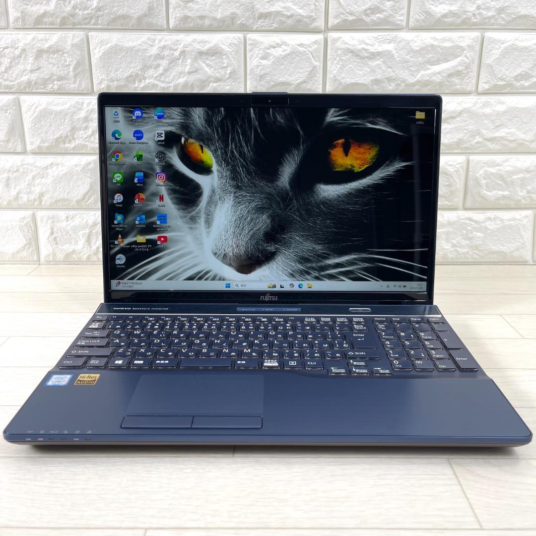 富士通 第8世代 i7 新品SSD1T＋HDD1T メモリ16G ノートパソコン