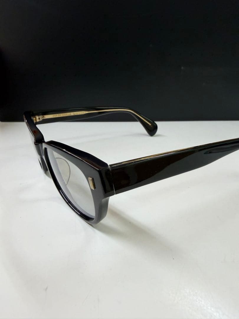 OLIVER PEOPLES WACKS BK/G 黒 金 日本製