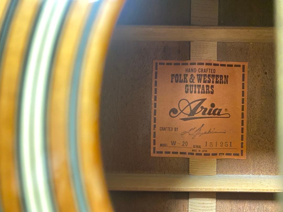 【よっこ】アコースティックギター レスターフラットピックガード 桜井和寿