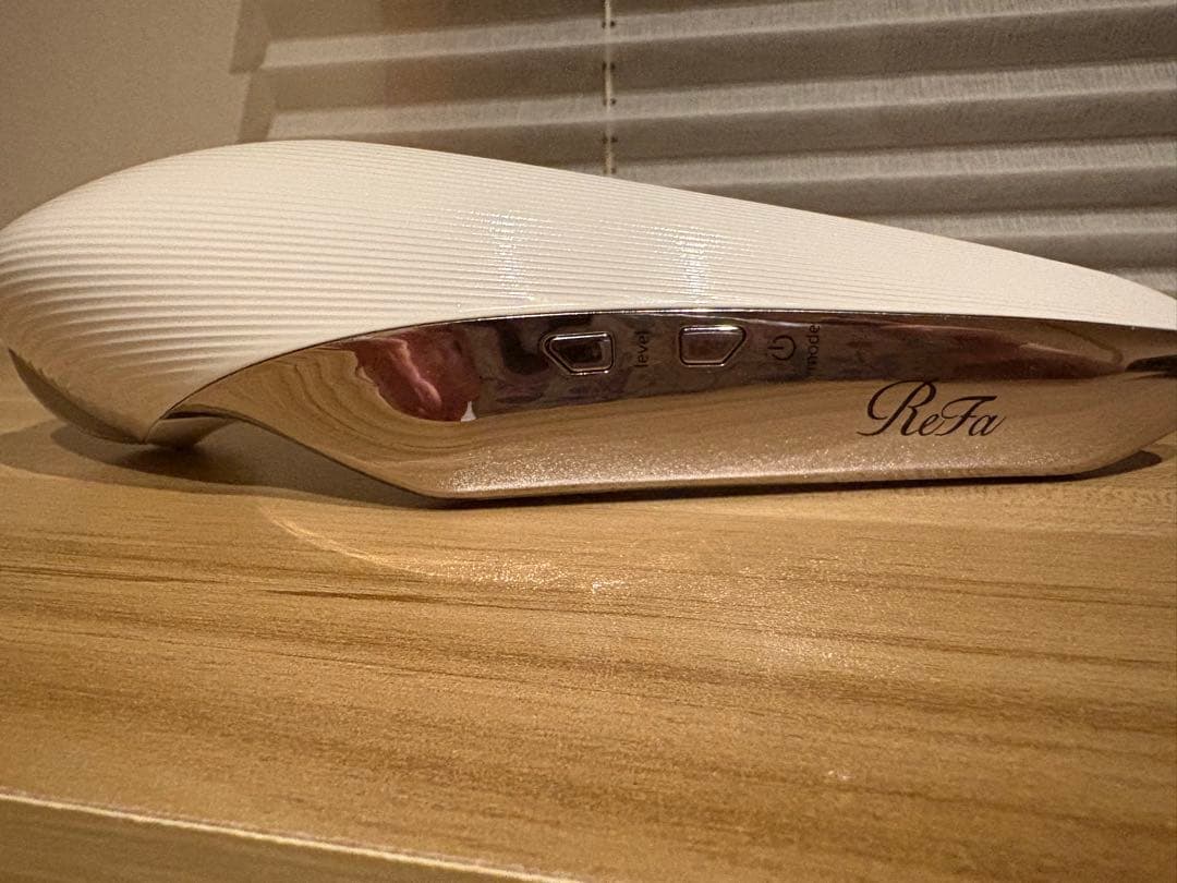 リファ　ビューティックレイズ