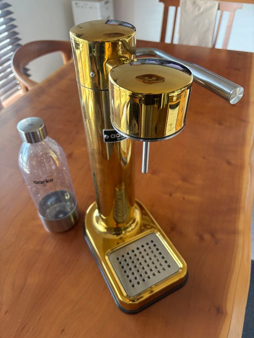 aarke カーボネーター３アールケ ソーダ サーバー ゴールド