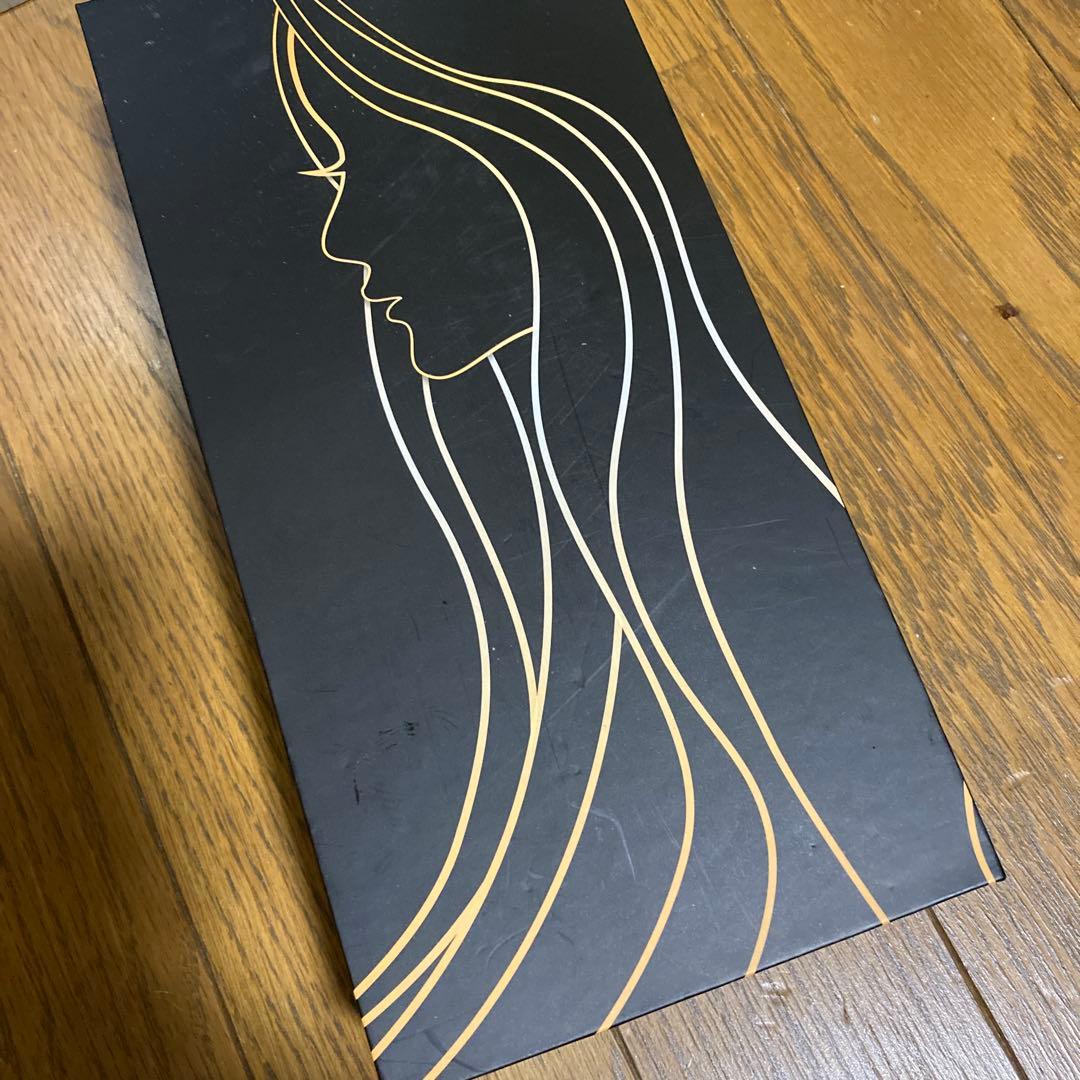 バズってる！エレキブラシRF高周波電気ブラシ　フェイシャル&ボディケア頭皮全身‼️