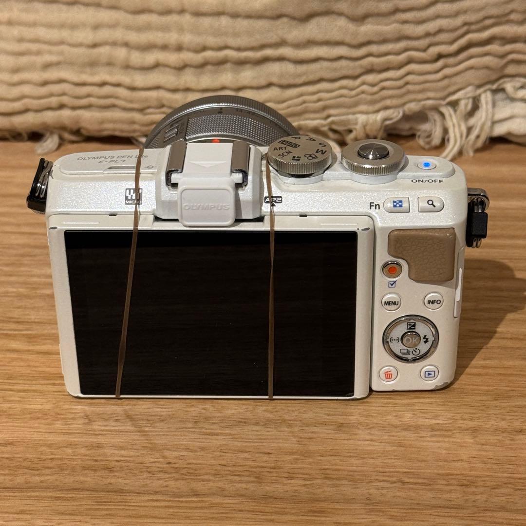 OLYMPUS PEN E-PL7 ホワイト 本体 ジャンク