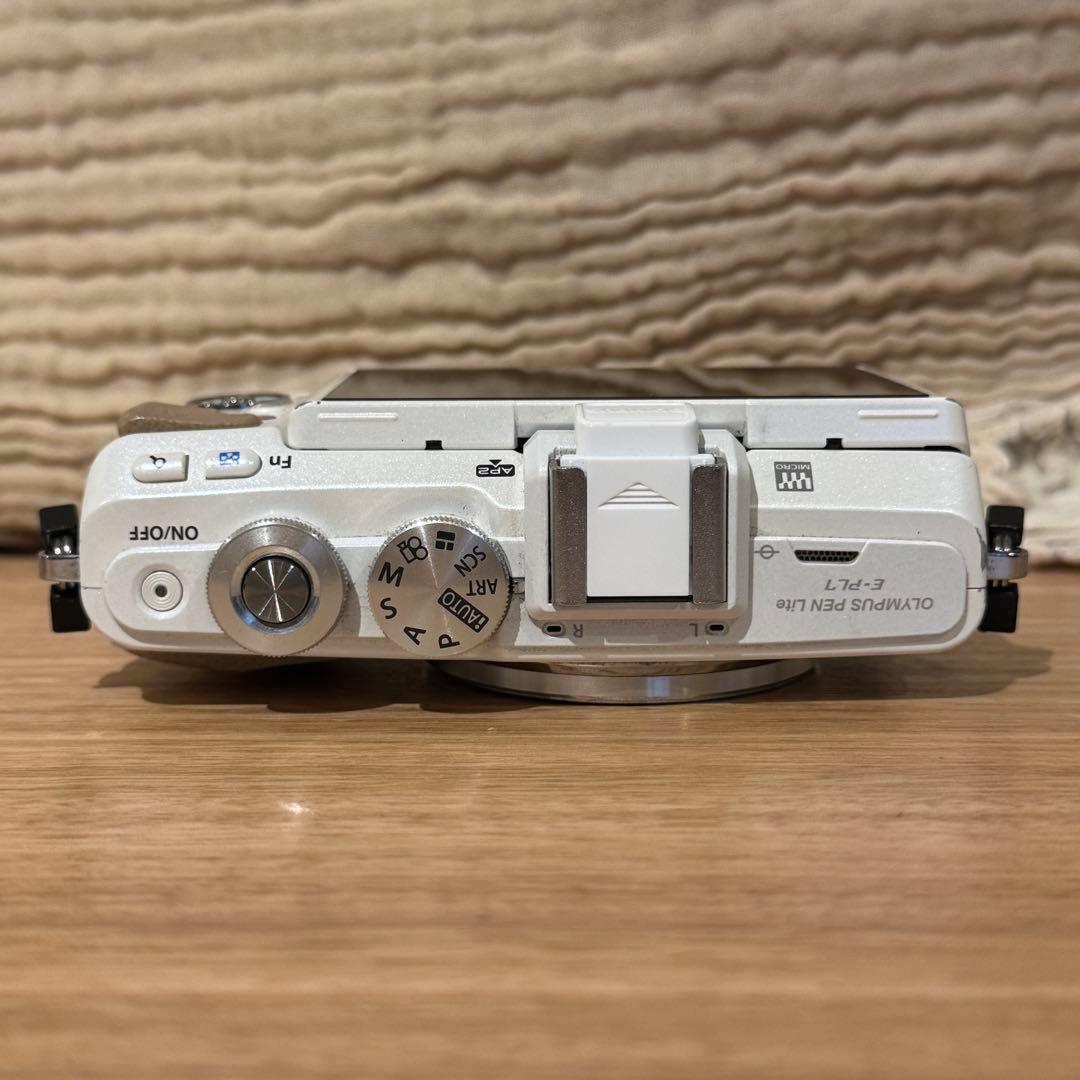 OLYMPUS PEN E-PL7 ホワイト 本体 ジャンク