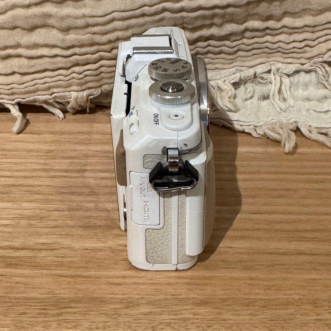OLYMPUS PEN E-PL7 ホワイト 本体 ジャンク