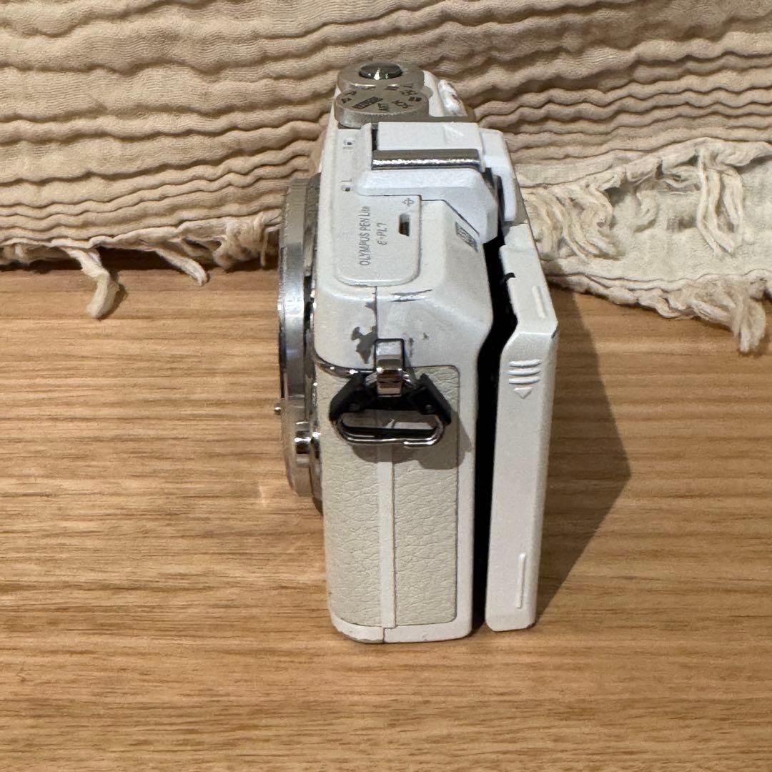 OLYMPUS PEN E-PL7 ホワイト 本体 ジャンク