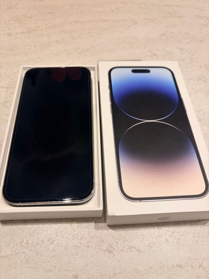 iPhone 14pro（256GB）シルバー 新品純正バッテリー100%
